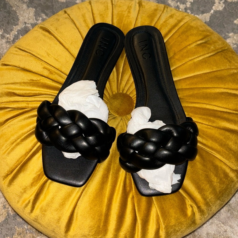 INC International Concepts black sandal/flip flop